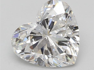 Lab grown Heart 3,01ct E VVS2