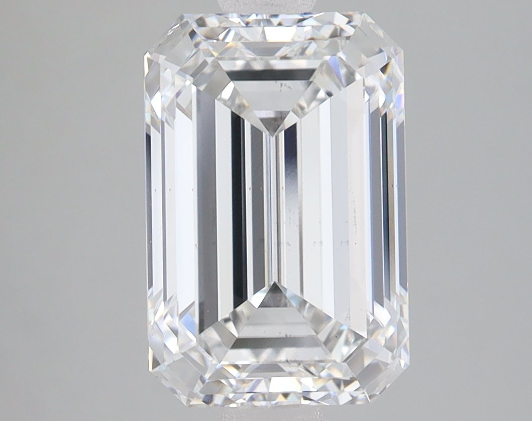 Emerald 3.72 ct E VS2 – IGI | lab grown diamant